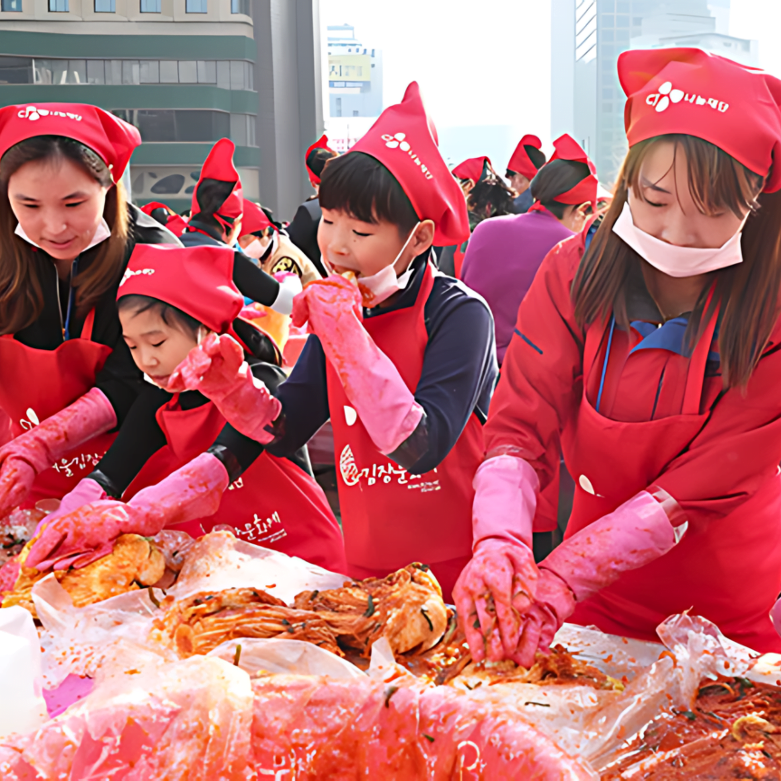 5-interesting-facts-about-Korean-culture-kimjang-making-kimchi