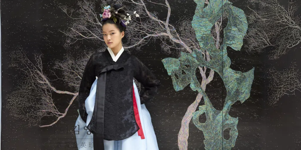top_10-korean-fashion-designers-03-tchai-kim