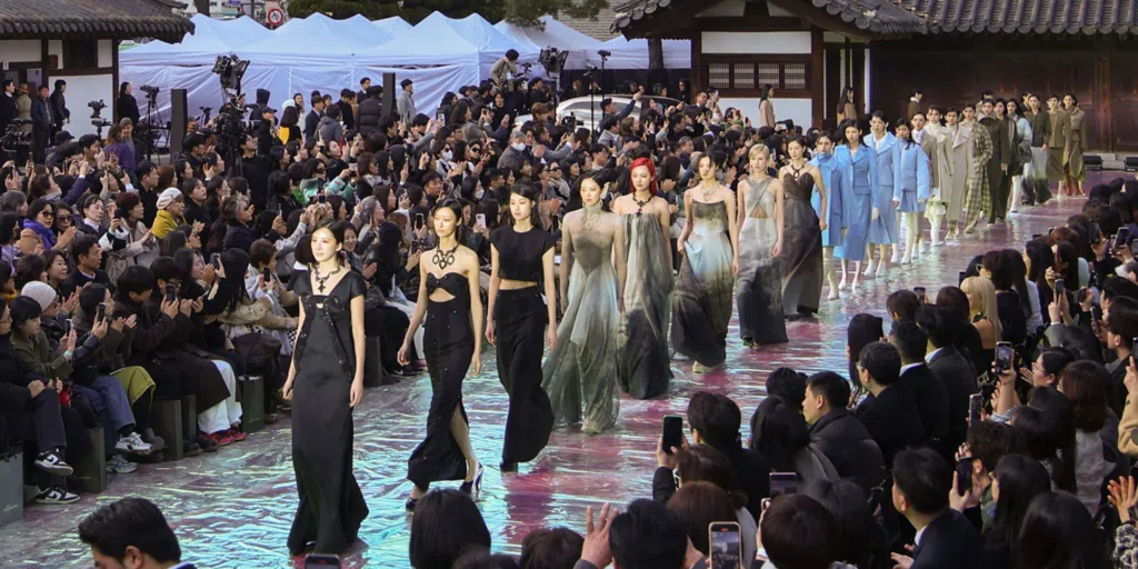 op_10-korean-fashion-designers-04-missgeecollection